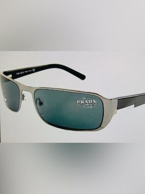 Prada SPR52F Sunglasses in color 5AV1A1